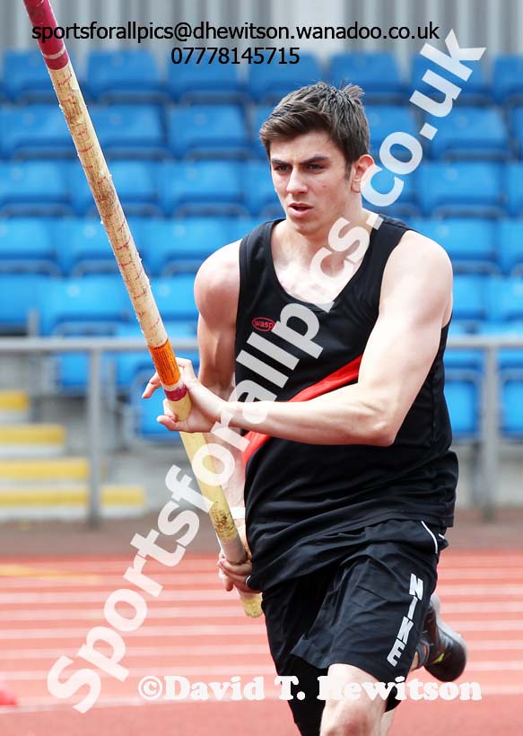Harry Coppell (Wigan and District) won the under-20 pole vault  title with 5.20 metres, Sport City, Manchester. Photo: David T. Hewitson/Sports for All Pics